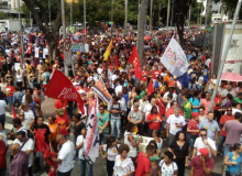 MILHARES DE PESSOAS NA BAHIA DIZEM NÃO AOS CORTES NA EDUCAÇÃO E A REFORMA DA PRE