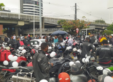 Motoentregadores, moto uber e 99 de Salvador protestam por mais segurança e proteção