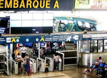 Governador garante transporte gratuito no domingo (30) a pedido da CUT-BA