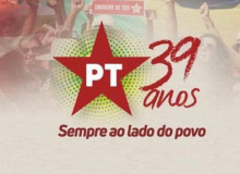 PT: 39 ANOS CONSTRUINDO UM BRASIL GIGANTE LIBERDADE A LULA, O GIGANTE DO BRASIL!