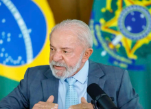 Lula envia ao Congresso projeto de lei pelo fim da escala 6x1