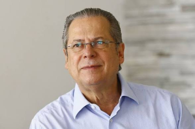 José Dirceu participa de análise de conjuntura política na CUT Bahia